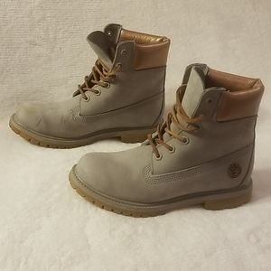 Women's Premium Metallic Collar Waterproof Boots